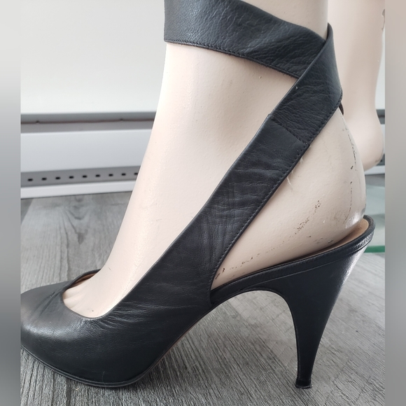 Vintage | Leather slingbacks with ankle wrap - Picture 2 of 10